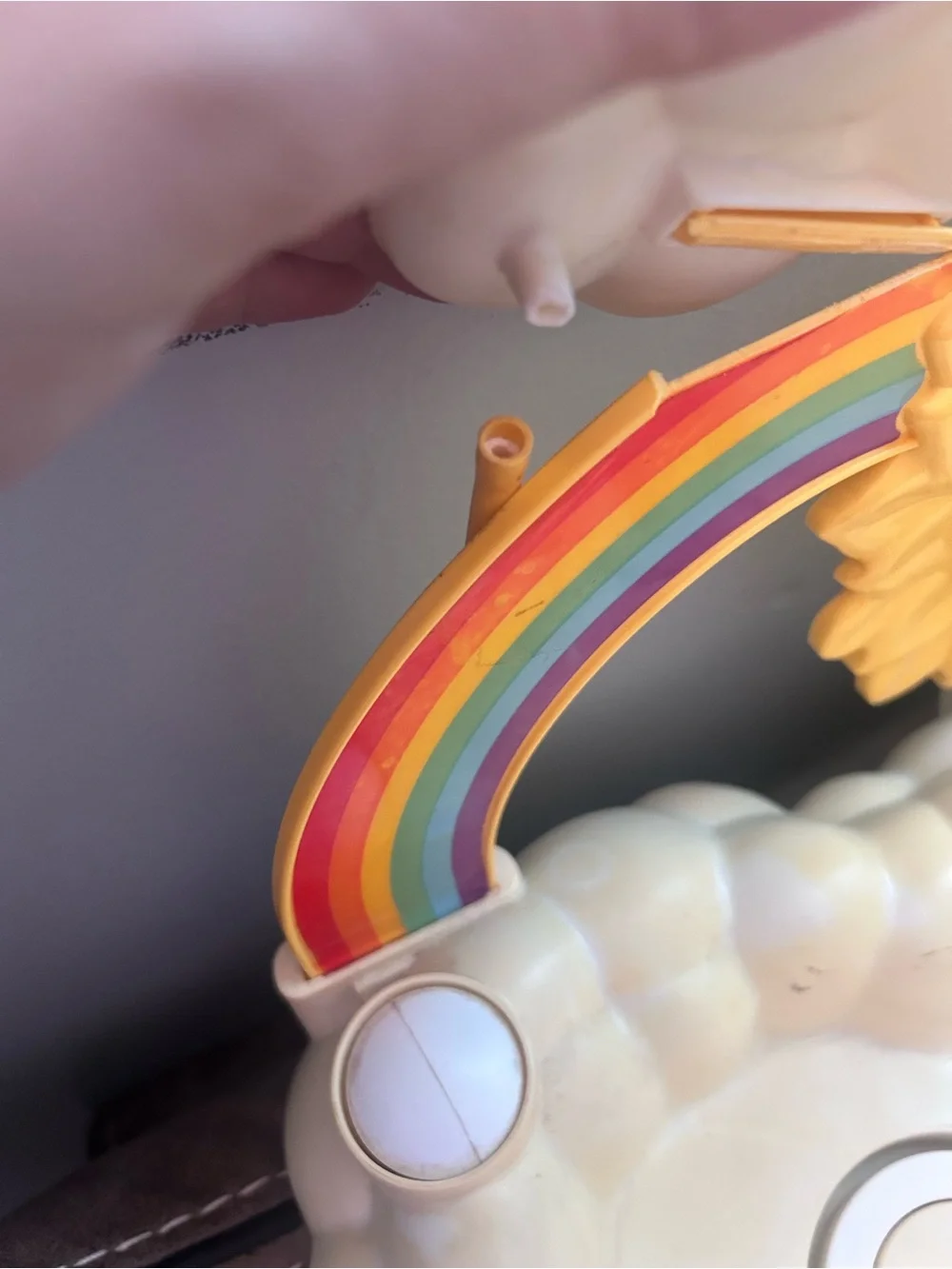 My Little Pony Waterfall Playset with the Pegasus pony Sprinkles - Picture 14 of 15